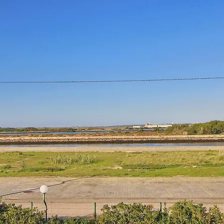 Σπίτι διακοπών Pool & Tennis House